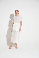 Camisetão off-white em organza com transparência