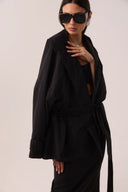 Casaco trench coat curto corta-vento preto com cinto