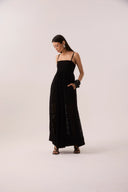 Vestido Longo em Renda Preto