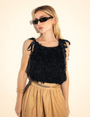 Blusa regata cropped preta com textura de penas e alças de amarrar em cetim